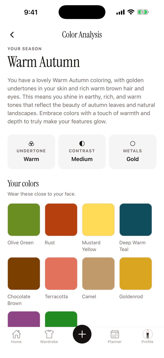 A FitMe colour analysis result: Warm Autumn, warm undertone, medium contrast, gold metals, with a palette of recommended colours.